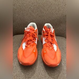 Men’s Nike Kyrie 5 Low Team Issued Orange Size 14